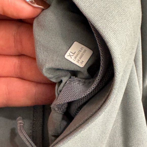 LuLu Lemon Switch Over Bomber Jacket - Picture 7 of 10